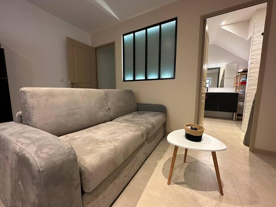 L'Amandier - Appartement Paulhan Bagian luar foto